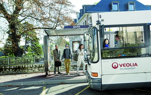 Veolia Transdev Mariage Au Dessus Des Villes Ville Rail Et Transports 6975