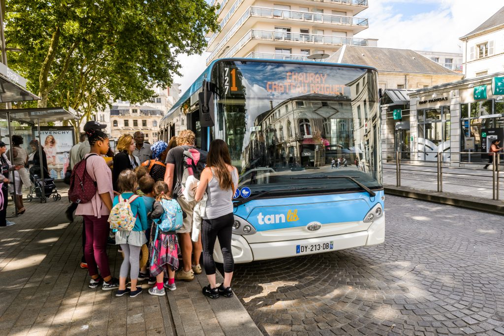 Niort nouvelle livrée juillet 2017 des bus